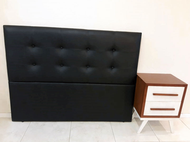 Respaldo estilo contemporaneo tapizado color negro