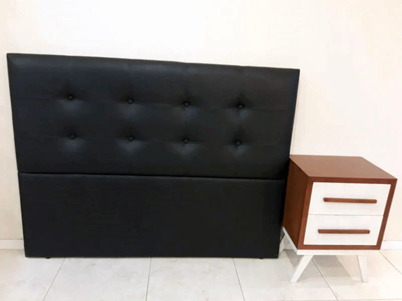 Respaldo estilo contemporaneo tapizado color negro