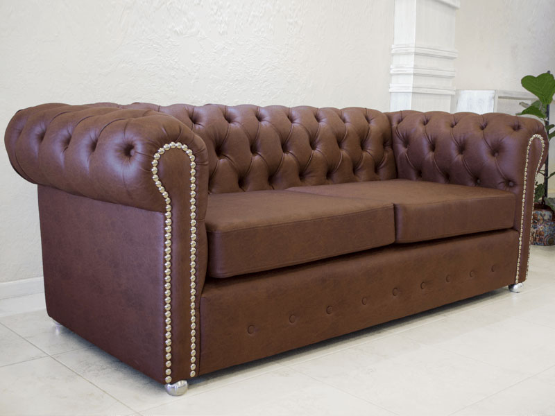 Sofá Capitoné dos cuerpos color marron